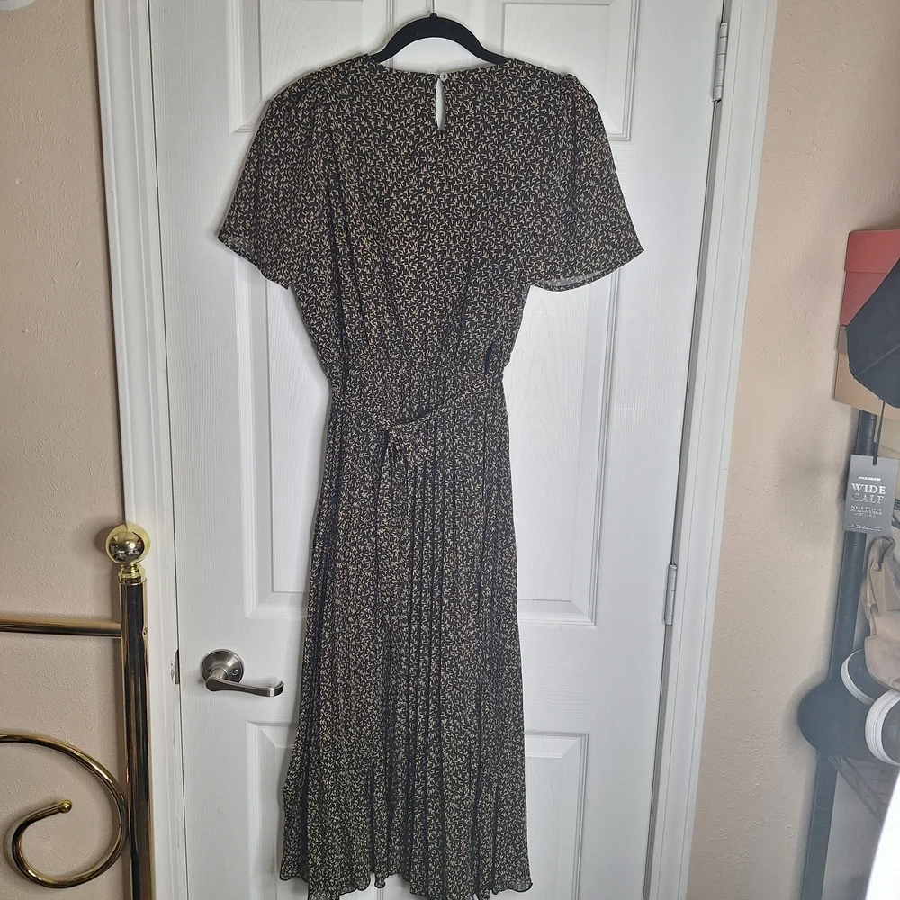 Polagram Maternity Black Floral Midi Dress Size Medium - Picture 7 of 9